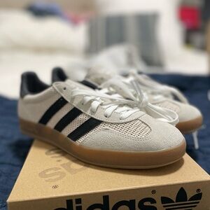 NWT Alumina, Core Black & Gum Adidas Gazelle Sneakers